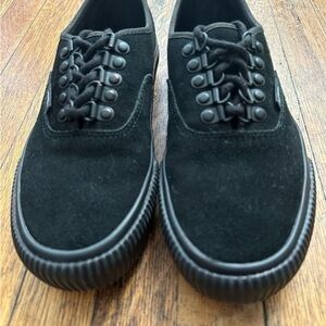 Vans Authentic Embossed Platform 2.0
**RETIRED & RARE**